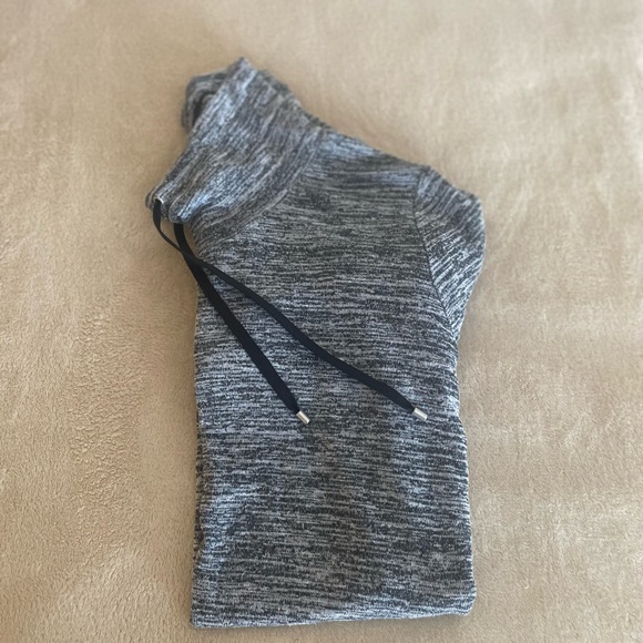 Jones New York Cowl Neck Lightweight Sweater - Size L - Picture 13 of 14